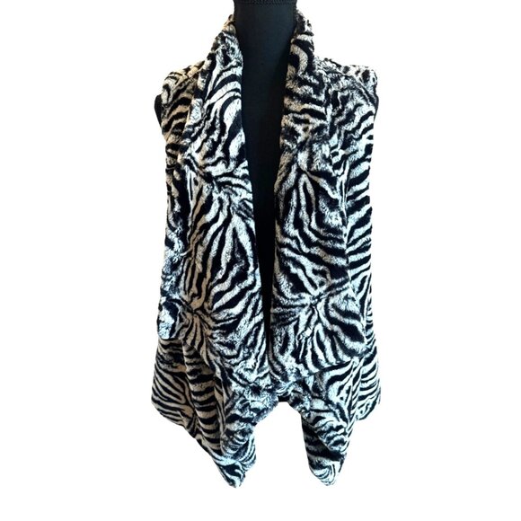 Michael Kors Zebra Print Faux Rabbic Soft Fur Vest S City Quiet Luxury Classic - Picture 1 of 9